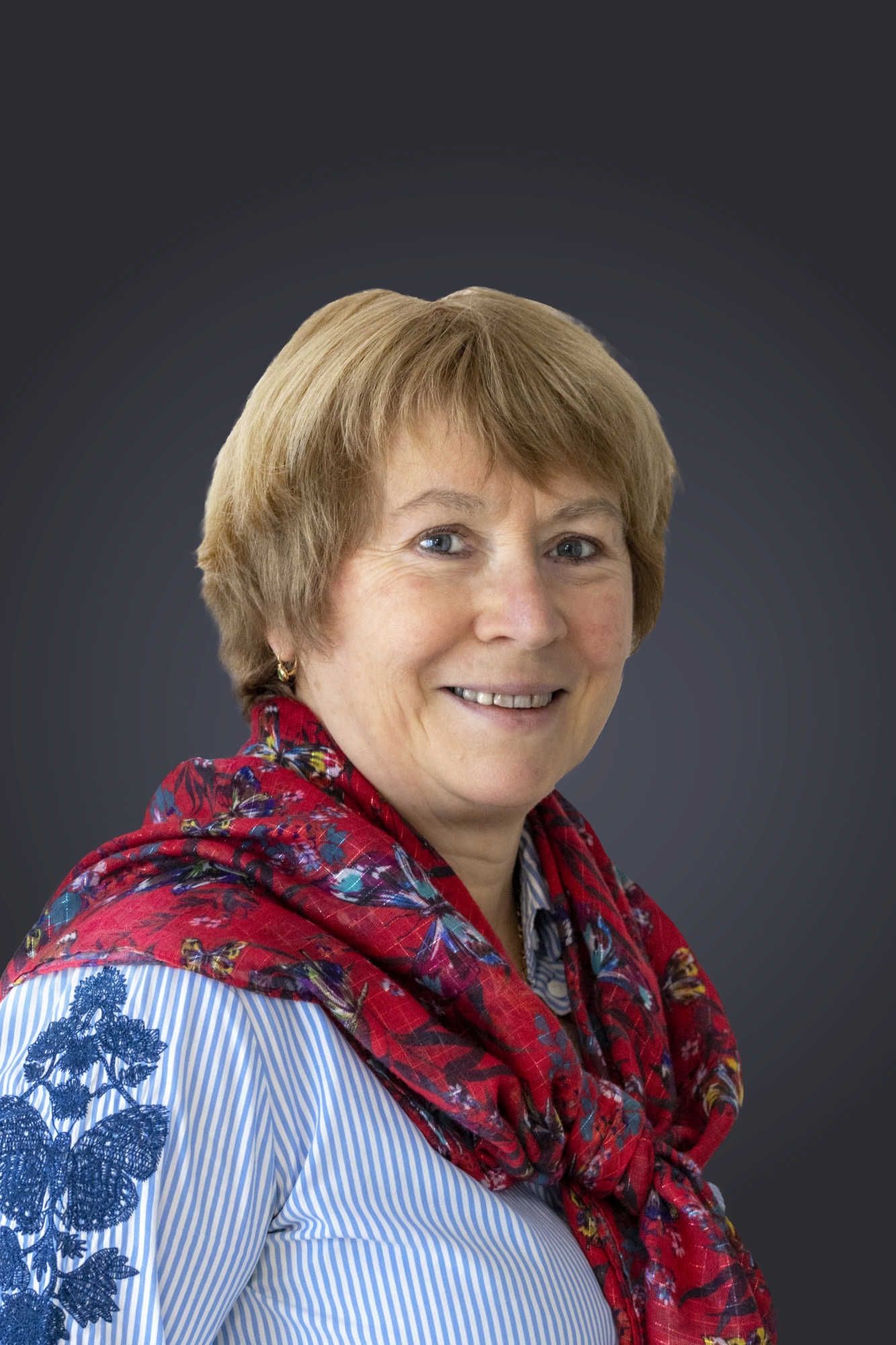 Mme Christine GARDES